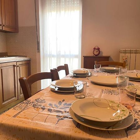 פבארו ונטו Iris Hosting Appartamenti Per Famiglie מראה חיצוני תמונה
